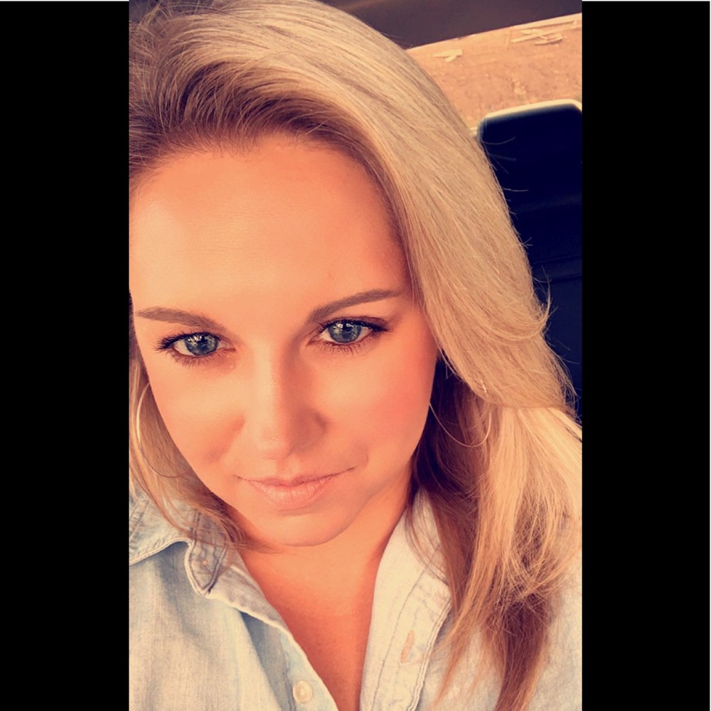 Meet your Posher, Anna